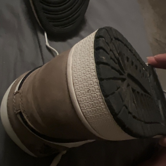 Jordan 1 High Mocha - Picture 5 of 7